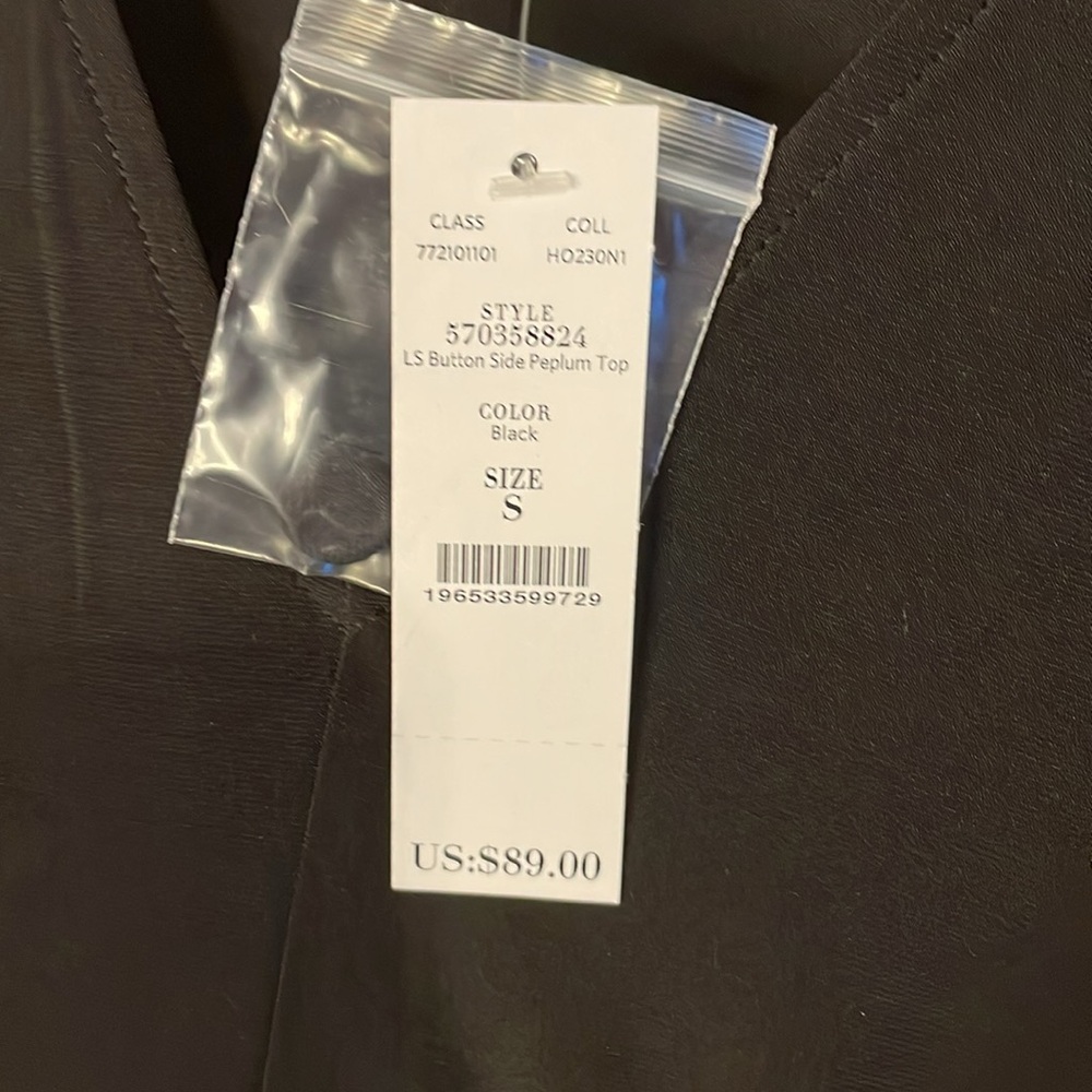 Black blouse (small) - Picture 5 of 7